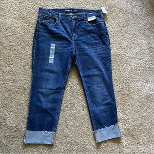 Old Navy Mid Rise Boyfriend Jeans